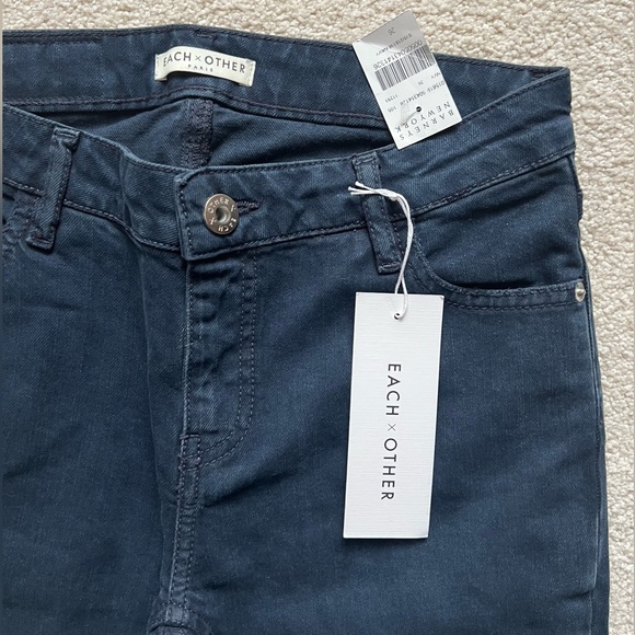 Each x Other Skinny Jeans - Picture 2 of 3